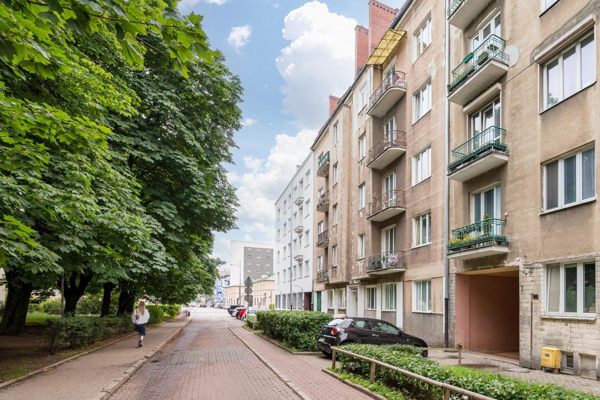 Wola Ratusz Homely Apartment Warsaw Exterior photo